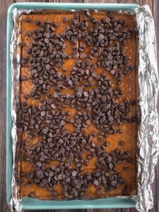 cracker toffee with chocolate chips