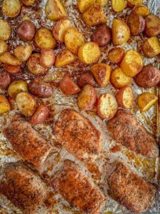 sheet pan pork chops and potatoes baked