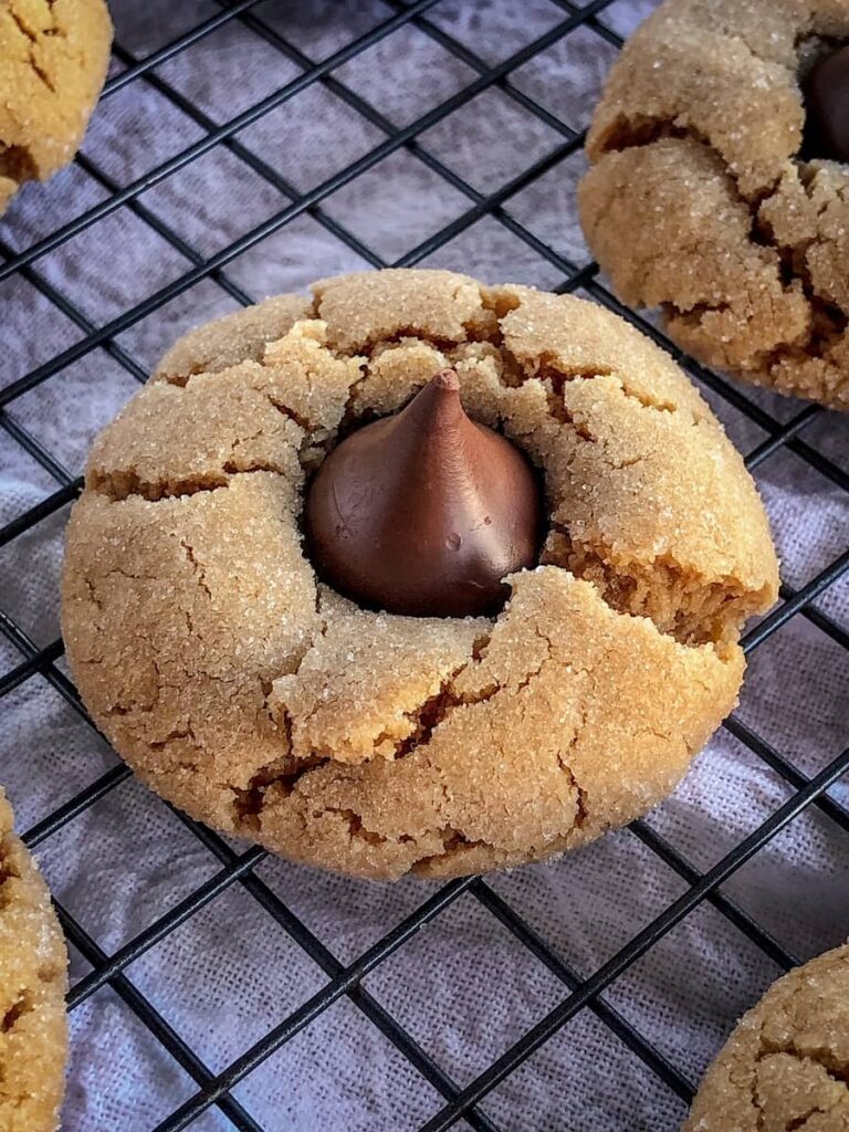 peanut butter blossoms cookies