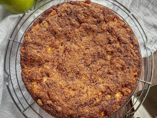 Old Fashioned Apple Cake