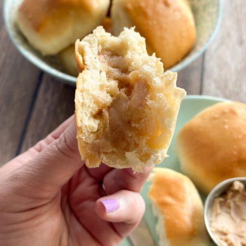 texas roadhouse rolls with cinnamon honey butter