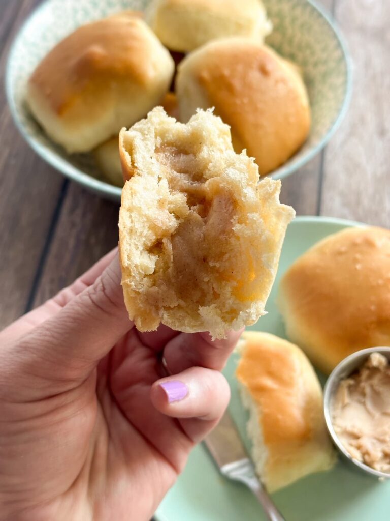 texas roadhouse rolls with cinnamon honey butter