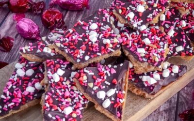 Valentines S’mores Cracker Candy
