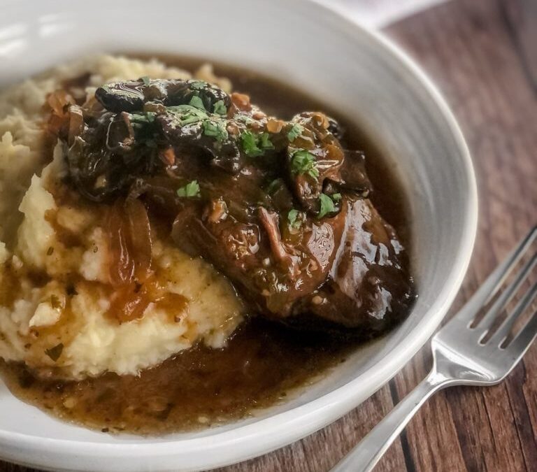 Slow Cooker Jalapeno Steak and Mushrooms