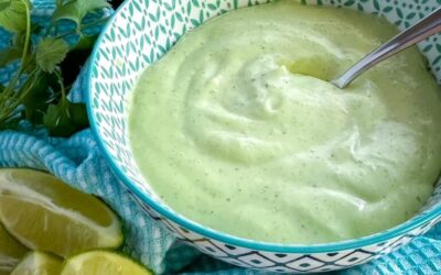 Amazing 5-minute Avocado Crema