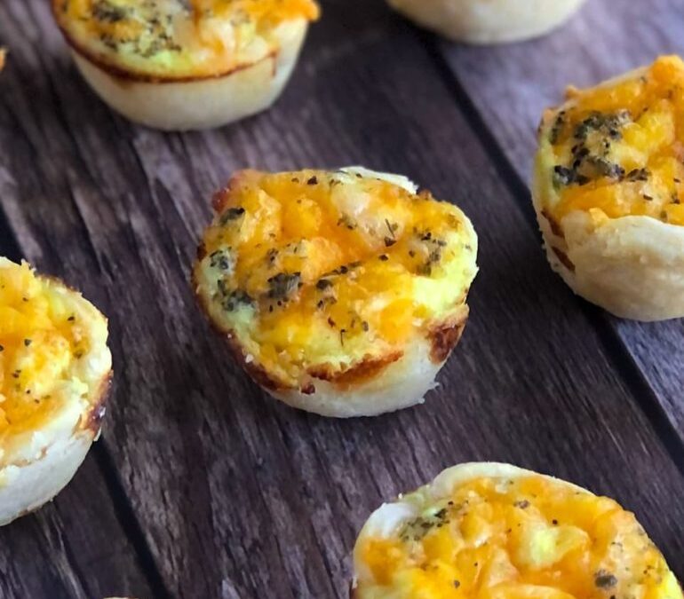 Mini Cheesy Quiche Bites